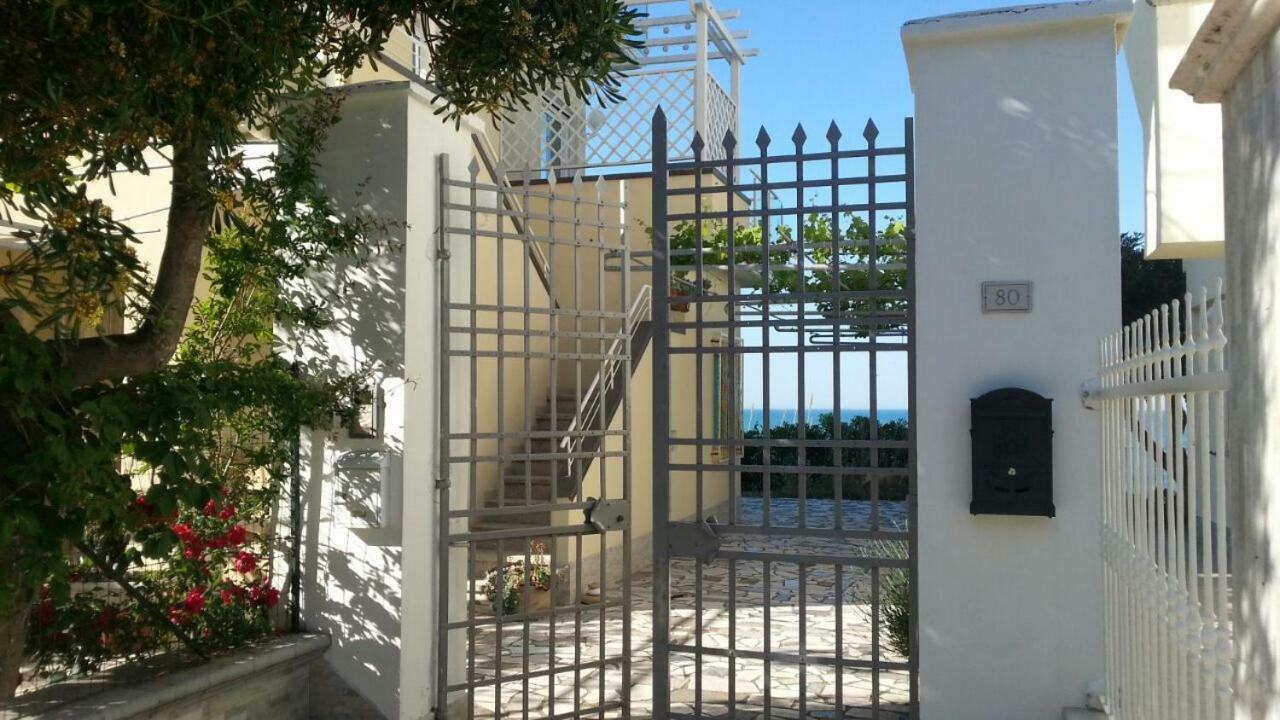Dimora Vanto Apartment Torino di Sangro Bagian luar foto
